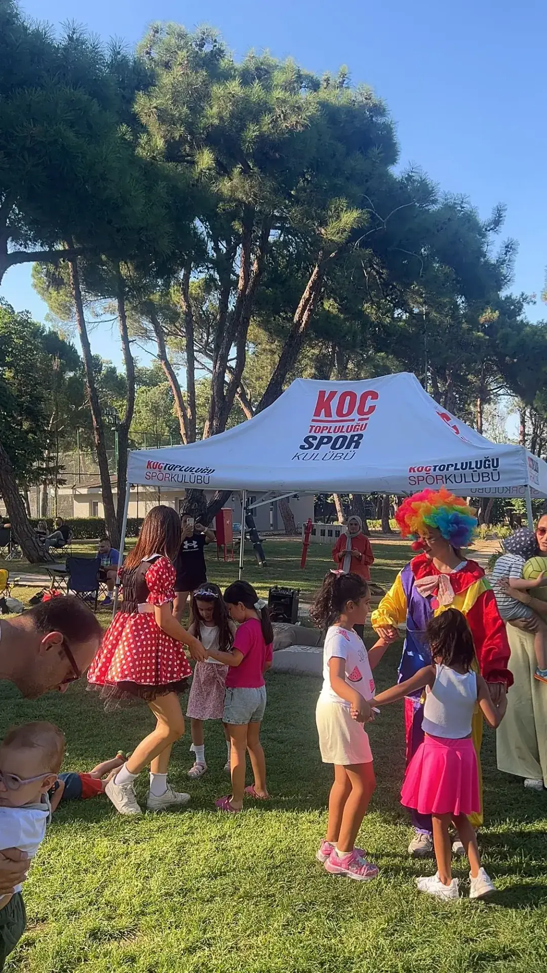 Palyaço komedi gösterisi