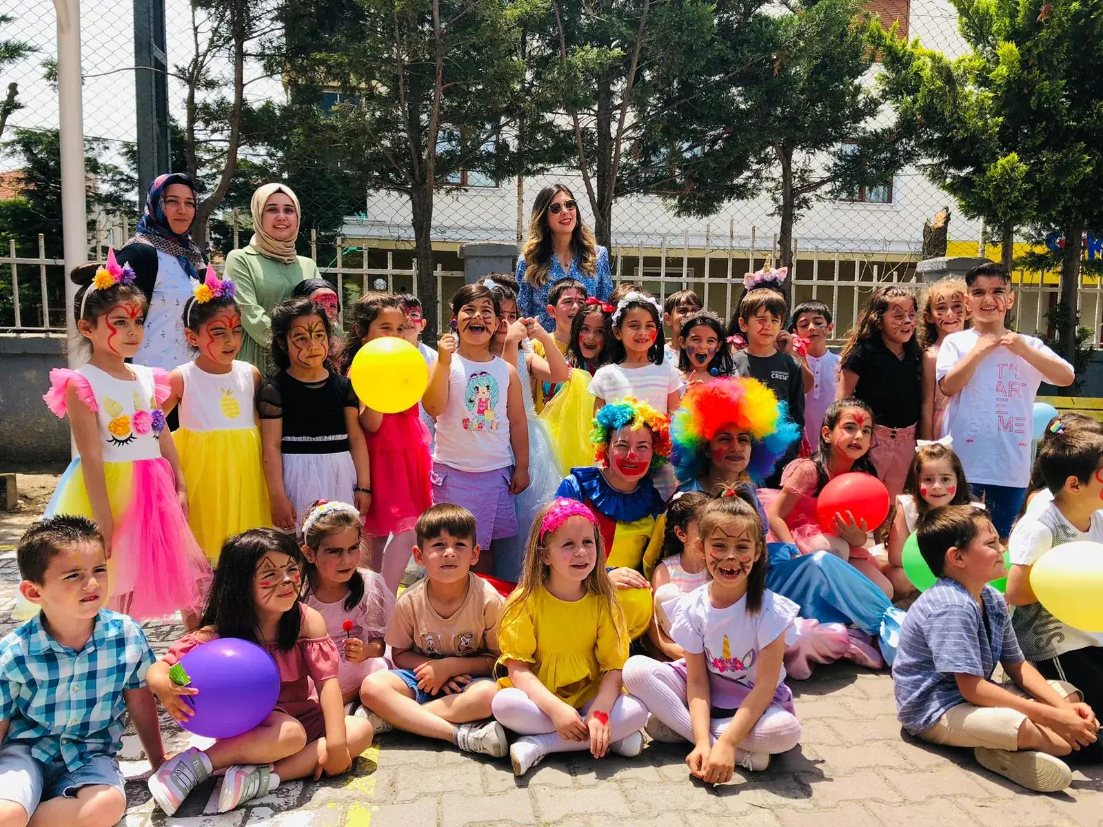 Palyaço etkinliği hatıra fotoğrafı - Best Event